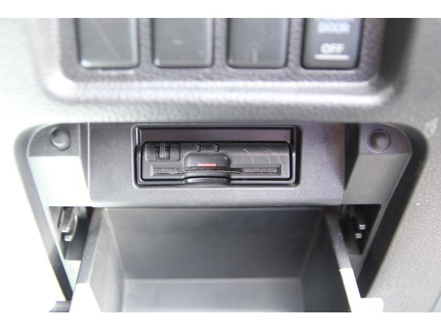 エルグランド ２５０ハイウェイスター　ＴＥＩＮ製車高調　後席モニター　社外２０インチＡＷ　両側パワースライドドア　純正メモリーナビ　フルセグ　バックカメラ　オートクルーズ　ハーフレザーシート　ＣＤ・ＤＶＤ再生　ＬＥＤヘッドライト　ＥＴＣ（36枚目）