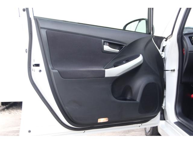 プリウス S 純正ナビ ワンセグTV バックカメラ スマートキー Bluetooth ディスチャージヘッドライト 純正15インチアルミホイール(35枚目)