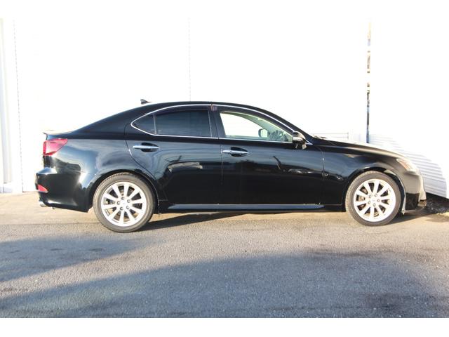 IS IS250 バージョンL 純正HDDナビ バックカメラ レザーシート ETC クルーズコントロール 社外Fスポーツ用バンパー 社外LEDヘッドライト 社外リヤテール 純正17インチアルミホイール(8枚目)