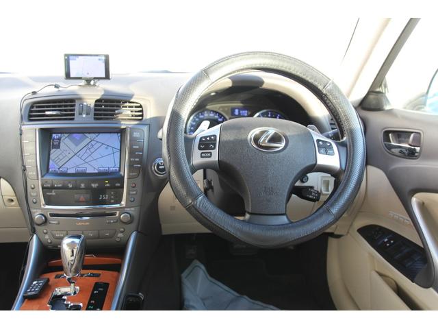 IS IS250 バージョンL 純正HDDナビ バックカメラ レザーシート ETC クルーズコントロール 社外Fスポーツ用バンパー 社外LEDヘッドライト 社外リヤテール 純正17インチアルミホイール(18枚目)