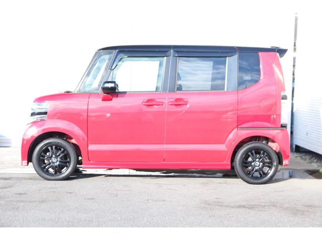 Ｎ－ＢＯＸカスタム ２トーンカラースタイル　Ｇ・Ａパッケージ　衝突被害軽減ブレーキ　純正ＨＤＤナビ　フルセグＴＶ　両側スライド片側電動ドア　スマートキー　ＨＩＤヘッドライト　純正アルミホイール（7枚目）