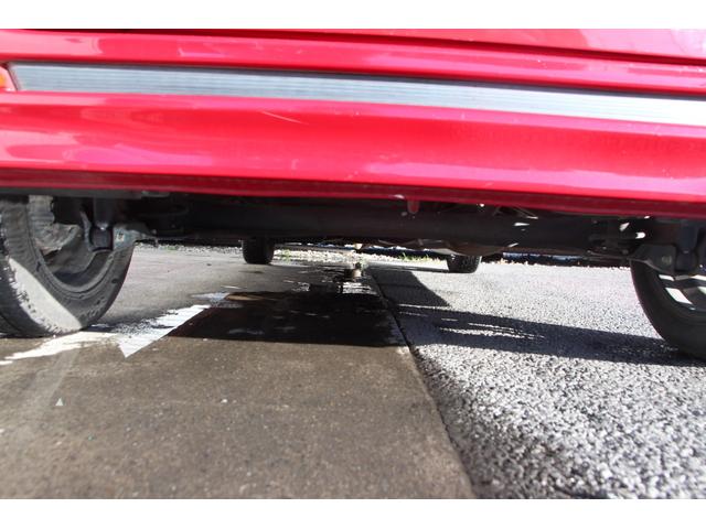 Ｎ－ＢＯＸカスタム ２トーンカラースタイル　Ｇ・Ａパッケージ　衝突被害軽減ブレーキ　純正ＨＤＤナビ　フルセグＴＶ　両側スライド片側電動ドア　スマートキー　ＨＩＤヘッドライト　純正アルミホイール（26枚目）