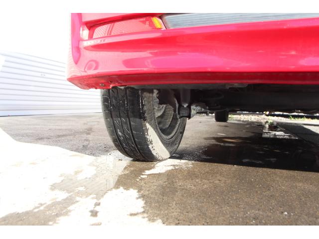 Ｎ－ＢＯＸカスタム ２トーンカラースタイル　Ｇ・Ａパッケージ　衝突被害軽減ブレーキ　純正ＨＤＤナビ　フルセグＴＶ　両側スライド片側電動ドア　スマートキー　ＨＩＤヘッドライト　純正アルミホイール（27枚目）