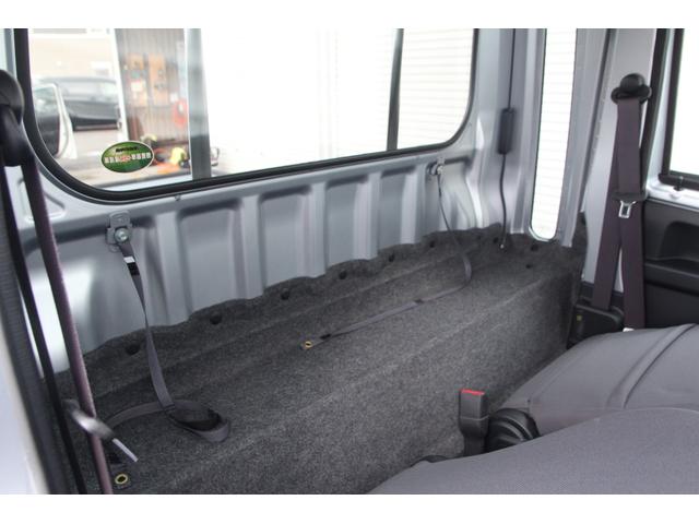 サンバートラック グランドキャブスマートアシスト　４ＷＤ　衝突軽減ブレーキ　純正キーレス　ＬＥＤヘッドライト（18枚目）