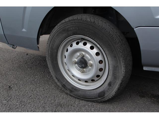 サンバートラック グランドキャブスマートアシスト　４ＷＤ　衝突軽減ブレーキ　純正キーレス　ＬＥＤヘッドライト（25枚目）