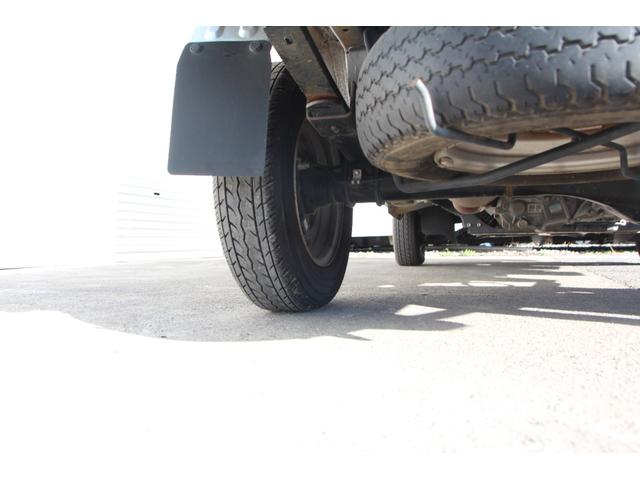 サンバートラック グランドキャブスマートアシスト　４ＷＤ　衝突軽減ブレーキ　純正キーレス　ＬＥＤヘッドライト（30枚目）