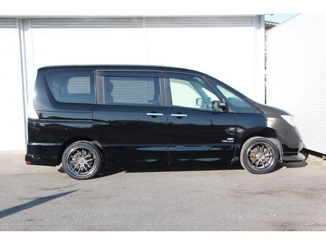 セレナ ハイウェイスター S-ハイブリッド Vセレクション 車イス収納装置付車 ウィンチア80kg リヤハッチ電動装置 両側パワースライドドア 純正ナビ フルセグTV バックカメラ ETC 社外17インチアルミホイール(8枚目)