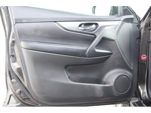 エクストレイル ２０Ｘｔｔ　エマージェンシーブレーキパッケージ　４ＷＤ　衝突軽減ブレーキ　全周囲カメラ　電動リアゲート　純正メモリーナビ　フルセグＴＶ　スマートキー　ＥＴＣ　シートヒーター　オートライト　電動格納ミラー（37枚目）