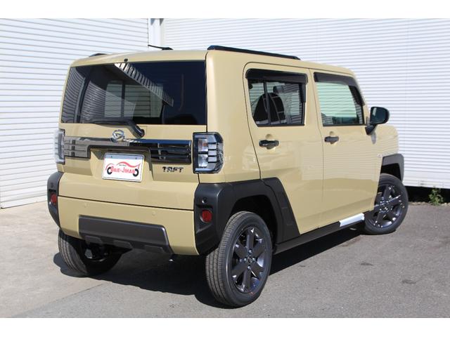 タフト Ｇ　ダーククロムベンチャー　純正フロアマット＆ドアバイザー　届出済未使用車　スマアシ　バックカメラ　スカイフィールトップ　ＡＣＣ　ＬＥＤヘッドライト　純正１５インチアルミホイール（7枚目）