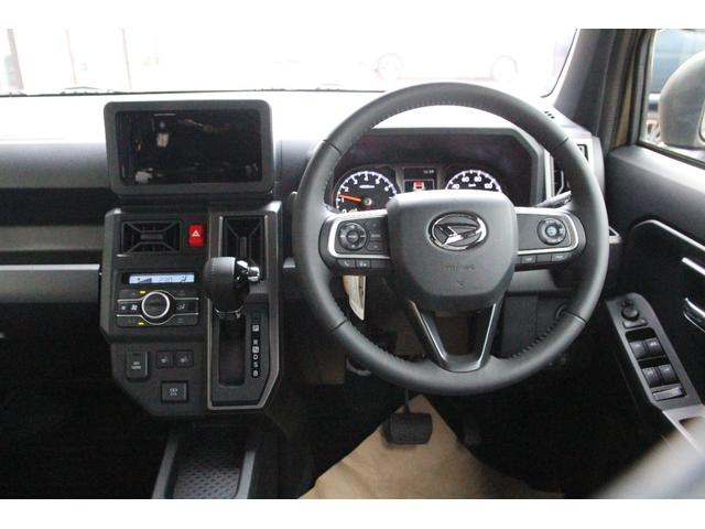 タフト Ｇ　ダーククロムベンチャー　純正フロアマット＆ドアバイザー　届出済未使用車　スマアシ　バックカメラ　スカイフィールトップ　ＡＣＣ　ＬＥＤヘッドライト　純正１５インチアルミホイール（18枚目）