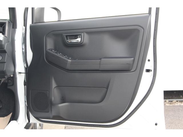 タフト Ｇ　ダーククロムベンチャー　純正フロアマット＆ドアバイザー　届出済未使用車　スマアシ　バックカメラ　スカイフィールトップ　ＡＣＣ　ＬＥＤヘッドライト　純正１５インチアルミホイール（32枚目）