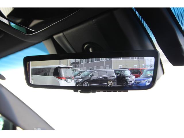 ハリアー Ｚ　レザーパッケージ　ＪＢＬプレミアサウンド　デジタルインナーミラー　ＯＰカラー　全周囲カメラ　１２．３ｉｎディスプレイオーディオ　寒冷地仕様　パワーバックドア　４ＷＤ　ＡＣＣ　Ｂｌｕｅｔｏｏｔｈ　純正ＡＷ　ＥＴＣ　ＱＩ（19枚目）