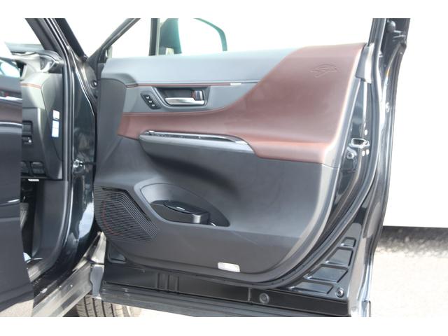 ハリアー Ｚ　レザーパッケージ　ＪＢＬプレミアサウンド　デジタルインナーミラー　ＯＰカラー　全周囲カメラ　１２．３ｉｎディスプレイオーディオ　寒冷地仕様　パワーバックドア　４ＷＤ　ＡＣＣ　Ｂｌｕｅｔｏｏｔｈ　純正ＡＷ　ＥＴＣ　ＱＩ（40枚目）