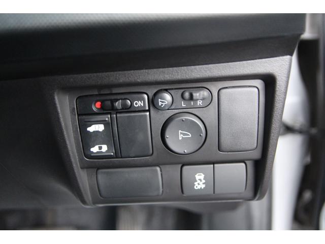 フリード Ｇ　ジャストセレクション　ギャザーズナビ　ワンセグＴＶ　バックモニター　左パワ－スライドドア　ＥＴＣ　ディスチャージヘッドライト　キーフリー（34枚目）