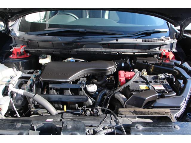 エクストレイル ２０ＸエクストリーマーＸエマージェンシーブレーキＰ　社外グリル・マフラー　衝突軽減ブレーキ　障害物センサー　純正メモリーナビ　フルセグＴＶ　スマートキー　ＥＴＣ　ダウンヒルアシストコントロール（21枚目）