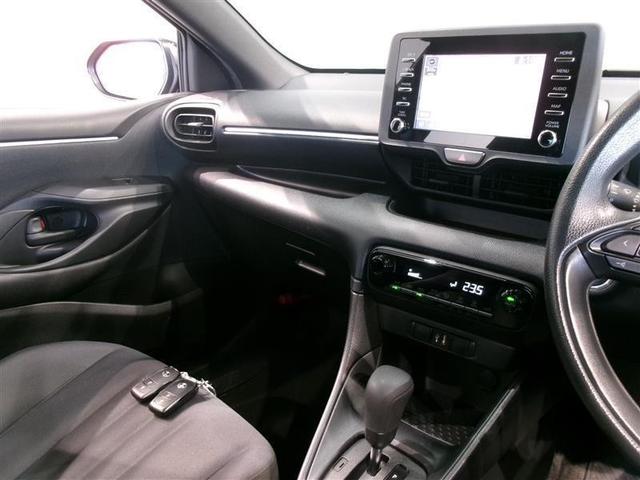 ヤリス ハイブリッドＸ　メモリーナビ　ミュージックプレイヤー接続可　バックカメラ　衝突被害軽減システム　ＥＴＣ　記録簿（10枚目）