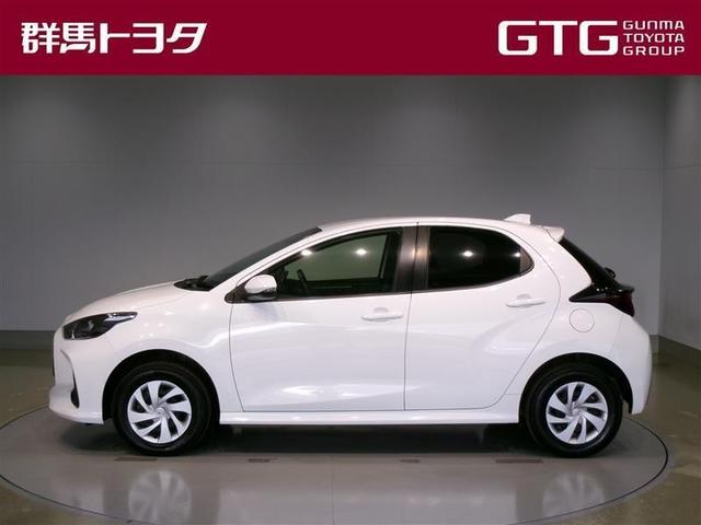 ヤリス Ｘ　４ＷＤ　メモリーナビ　ミュージックプレイヤー接続可　バックカメラ　衝突被害軽減システム　ＥＴＣ　記録簿（2枚目）