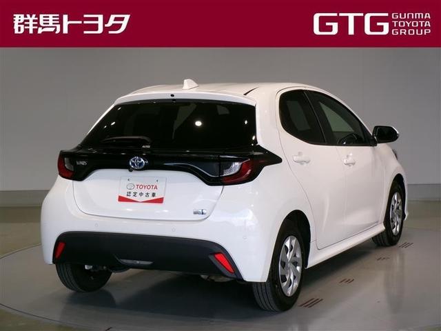 ヤリス ハイブリッドＸ　メモリーナビ　ミュージックプレイヤー接続可　バックカメラ　衝突被害軽減システム　ＥＴＣ　記録簿（3枚目）