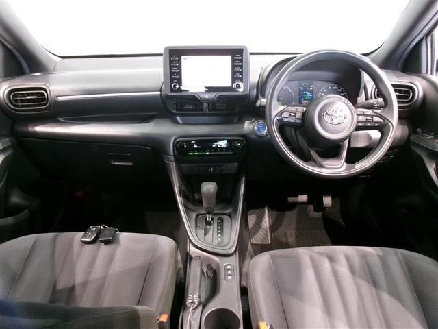 ヤリス ハイブリッドＸ　メモリーナビ　ミュージックプレイヤー接続可　バックカメラ　衝突被害軽減システム　ＥＴＣ　記録簿（4枚目）