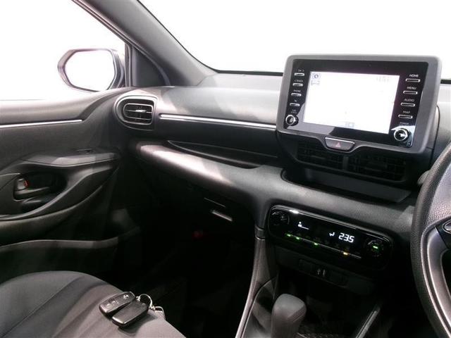 ヤリス ハイブリッドＸ　メモリーナビ　ミュージックプレイヤー接続可　バックカメラ　衝突被害軽減システム　ＥＴＣ　記録簿（10枚目）