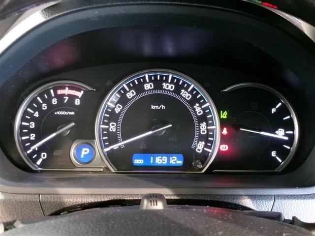 エスクァイア Ｇｉ　４ＷＤ　フルセグ　メモリーナビ　ＤＶＤ再生　後席モニター　バックカメラ　衝突被害軽減システム　ＥＴＣ　両側電動スライド　ＬＥＤヘッドランプ　ウオークスルー　乗車定員７人　３列シート　ワンオーナー（6枚目）