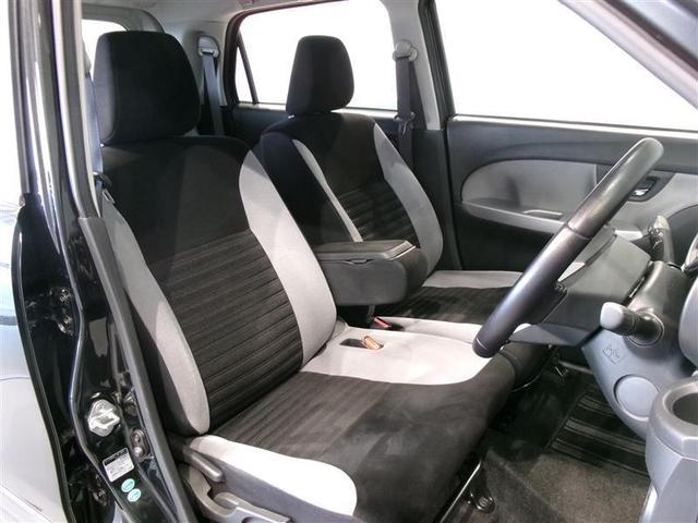 高いホールド性で運転姿勢が安定します。長距離ドライブでも疲れにくいのが魅力です。快適なドライビングライフをお送りください♪