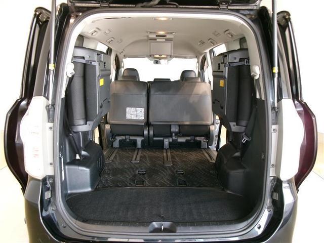 ヴォクシー ＺＳ　煌Ｚ　フルセグ　ＨＤＤナビ　ＤＶＤ再生　後席モニター　バックカメラ　ＥＴＣ　両側電動スライド　ＨＩＤヘッドライト　ウオークスルー　乗車定員８人　３列シート　ワンオーナー　記録簿（17枚目）