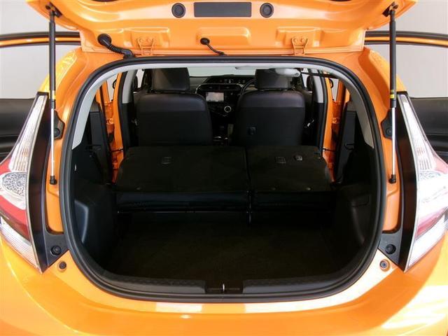 アクア クロスオーバー フルセグ メモリーナビ DVD再生 バックカメラ 衝突被害軽減システム ETC 記録簿 キーレスエントリー スマートキー 横滑り防止装置(17枚目)