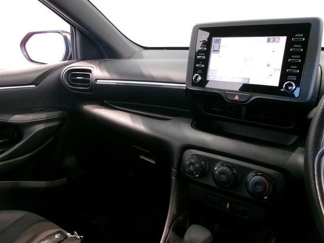 �V���v���Ŋe����X�C�b�`�͎g���₷���ʒu�ɔz�u����Ă܂��B