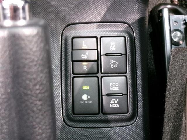 アクア クロスオーバー　グラム　フルセグ　メモリーナビ　ＤＶＤ再生　バックカメラ　衝突被害軽減システム　ＥＴＣ　ワンオーナー　記録簿（10枚目）