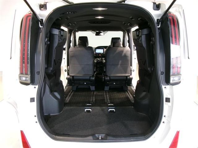 ノア Si ダブルバイビーIII フルセグ メモリーナビ DVD再生 バックカメラ 衝突被害軽減システム ETC 両側電動スライド LEDヘッドランプ ウオークスルー 乗車定員7人 3列シート 記録簿 アイドリングストップ(17枚目)