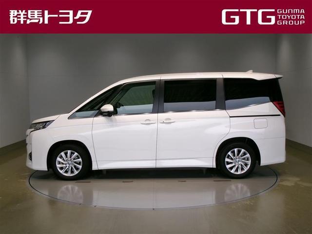 ノア Z フルセグ メモリーナビ DVD再生 ミュージックプレイヤー接続可 後席モニターバックカメラ 衝突被害軽減システムETC両側電動スライド LEDヘッドランプ 乗車定員7人 3列シート ワンオーナー雹害車(2枚目)