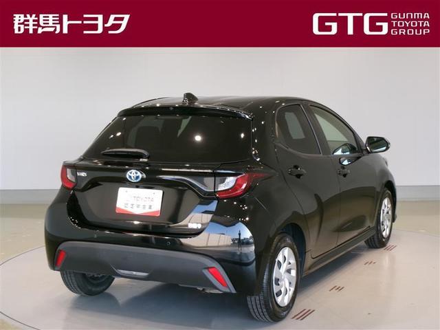 ヤリス ハイブリッドＸ　メモリーナビ　ミュージックプレイヤー接続可　バックカメラ　衝突被害軽減システム　ＥＴＣ　記録簿（3枚目）