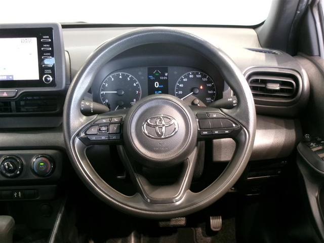 ヤリス Ｘ　メモリーナビ　ミュージックプレイヤー接続可　バックカメラ　衝突被害軽減システム　ＥＴＣ　記録簿（5枚目）