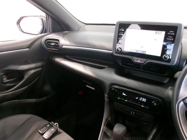 ヤリス ハイブリッドＸ　メモリーナビ　ミュージックプレイヤー接続可　バックカメラ　衝突被害軽減システム　ＥＴＣ　記録簿（10枚目）