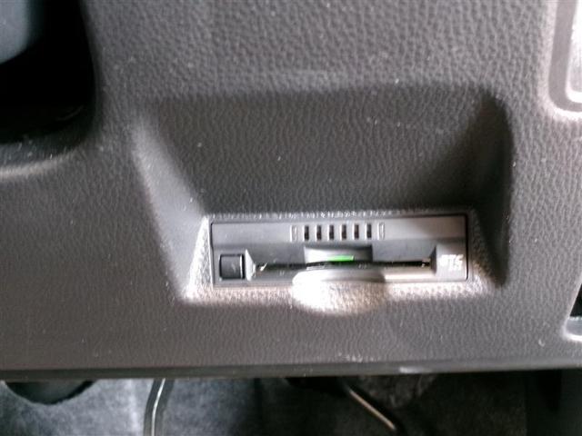 ヤリス ハイブリッドＸ　メモリーナビ　ミュージックプレイヤー接続可　バックカメラ　衝突被害軽減システム　ＥＴＣ　記録簿（12枚目）