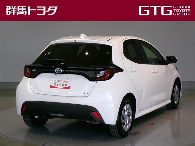 ヤリス ハイブリッドＸ　メモリーナビ　ミュージックプレイヤー接続可　バックカメラ　衝突被害軽減システム　ＥＴＣ　記録簿（3枚目）