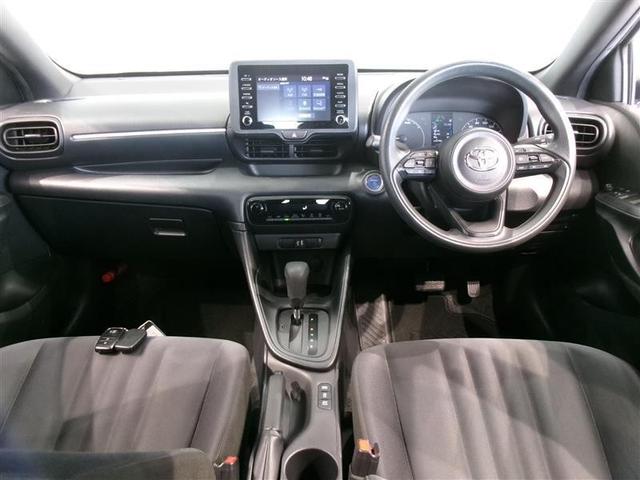 ヤリス ハイブリッドＸ　メモリーナビ　ミュージックプレイヤー接続可　バックカメラ　衝突被害軽減システム　ＥＴＣ　記録簿（4枚目）