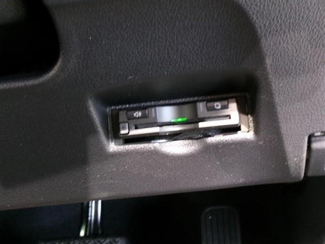 プリウス Ａ　フルセグ　メモリーナビ　ＤＶＤ再生　ミュージックプレイヤー接続可　バックカメラ　衝突被害軽減システム　ＥＴＣ　ＬＥＤヘッドランプ（12枚目）