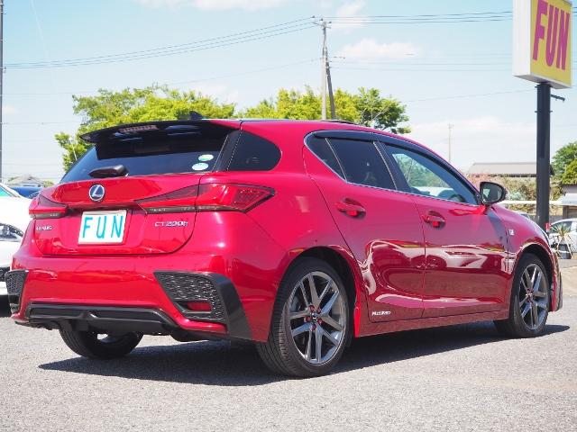 CT200h Fスポーツ 走行1.8万キロ ワンオーナー禁煙車 セーフティシステムプラス OP・ブラックルーフ OP・SR OP・マクレビ OP・赤革シート OP・ソナー OP・本アルミインパネ OP・ステアリングヒーター(5枚目)