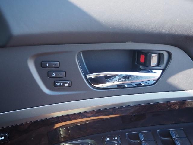 ベースグレード 禁煙車 Hondaセンシング マルチビュー BSI HUD SR ジュエルアイLEDヘッドランプ 本革シート インターナビ krellオーディオ スマフォワイヤレス充電 ドラレコ(48枚目)