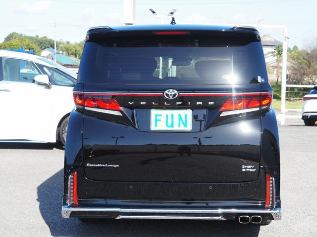 ヴェルファイアハイブリッド エグゼクティブラウンジ 4WD OP・モデリスタエアロ OP・ユニバ-サルステップ OP・CD/DVD 左右独立ムーンルーフ セーフティセンス チームメイト JBL リヤエンタ 全周囲 HUD Dインナーミラー BSM 黒革(7枚目)