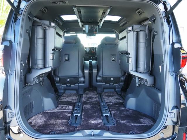 ヴェルファイアハイブリッド エグゼクティブラウンジ 4WD OP・モデリスタエアロ OP・ユニバ-サルステップ OP・CD/DVD 左右独立ムーンルーフ セーフティセンス チームメイト JBL リヤエンタ 全周囲 HUD Dインナーミラー BSM 黒革(43枚目)