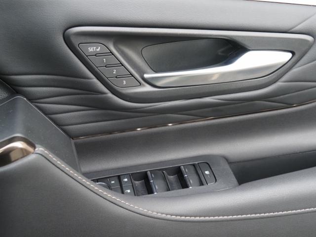 TOYOTA ALPHARD HYBRID Z