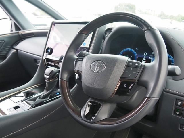 TOYOTA ALPHARD HYBRID Z