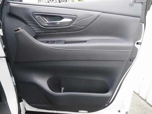 TOYOTA ALPHARD HYBRID Z