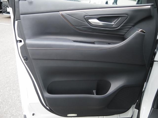 TOYOTA ALPHARD HYBRID Z