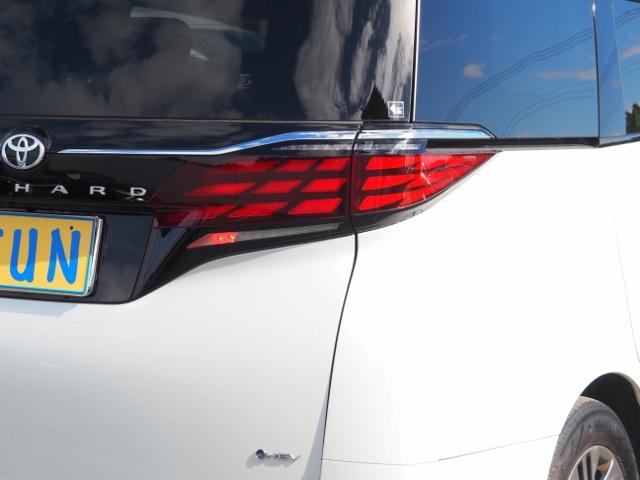 TOYOTA ALPHARD HYBRID Z
