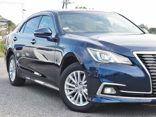 TOYOTA CROWN HYBRID ROYAL SALOON FOUR