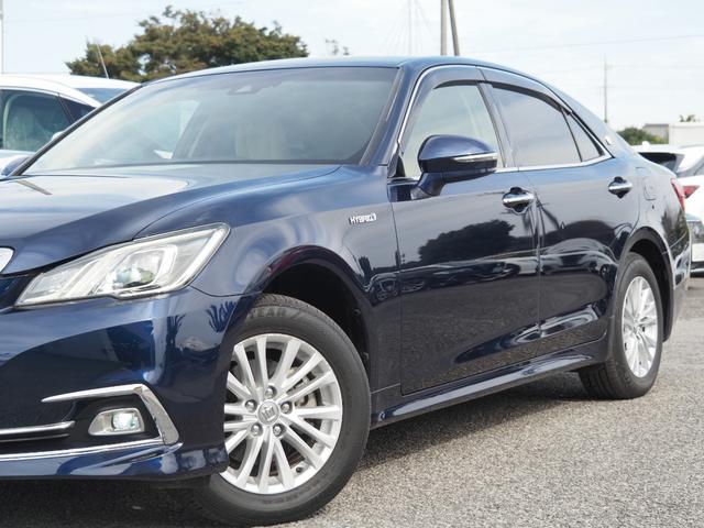 TOYOTA CROWN HYBRID ROYAL SALOON FOUR